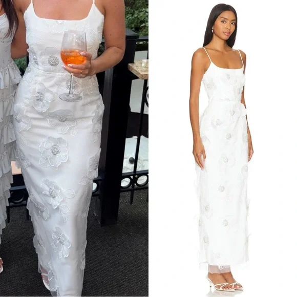 NWT Elliatt Dahlia Midi Dress White 3D Floral XS - Picture 4 of 10